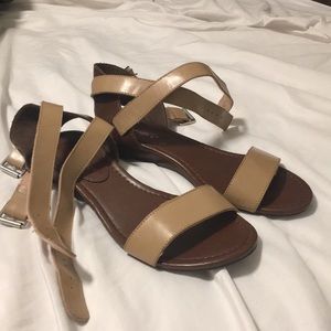 Breckelle’s Sandals